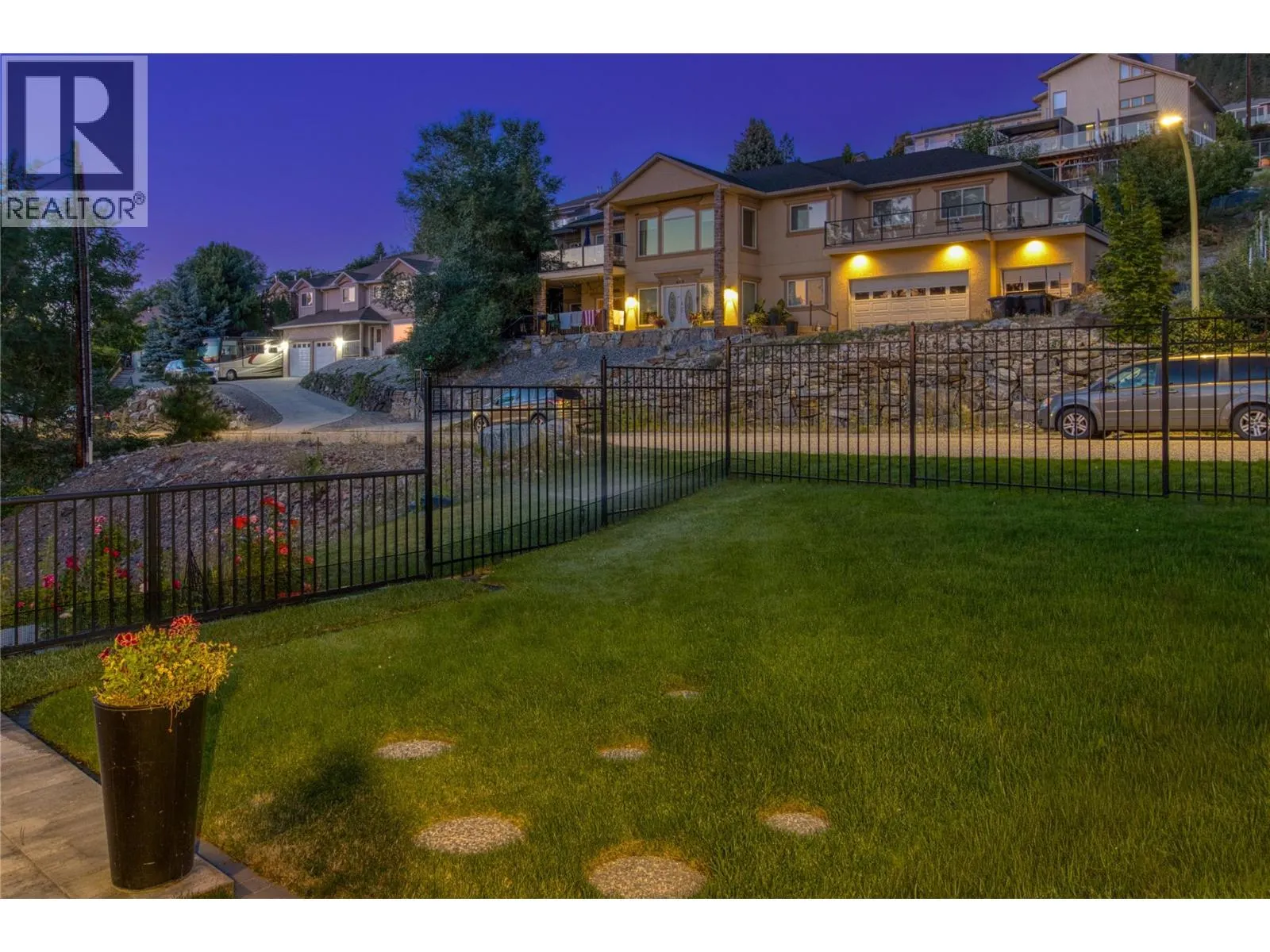 880 Ackerman Court