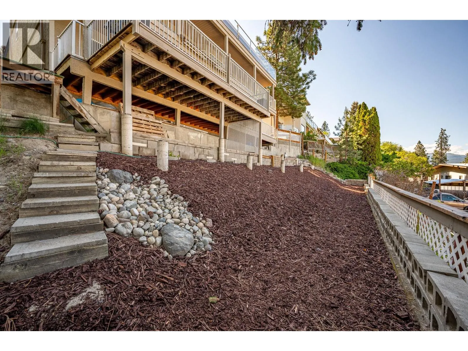 880 Ackerman Court