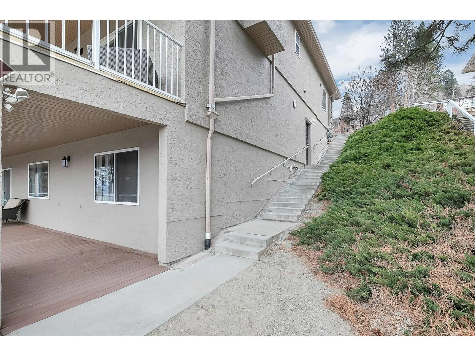 880 Ackerman Court