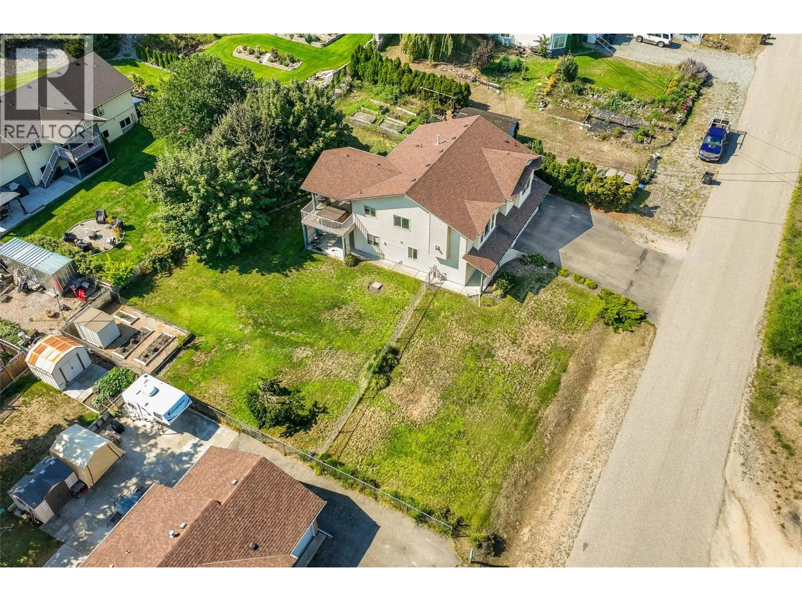 2171 Amundsen Road