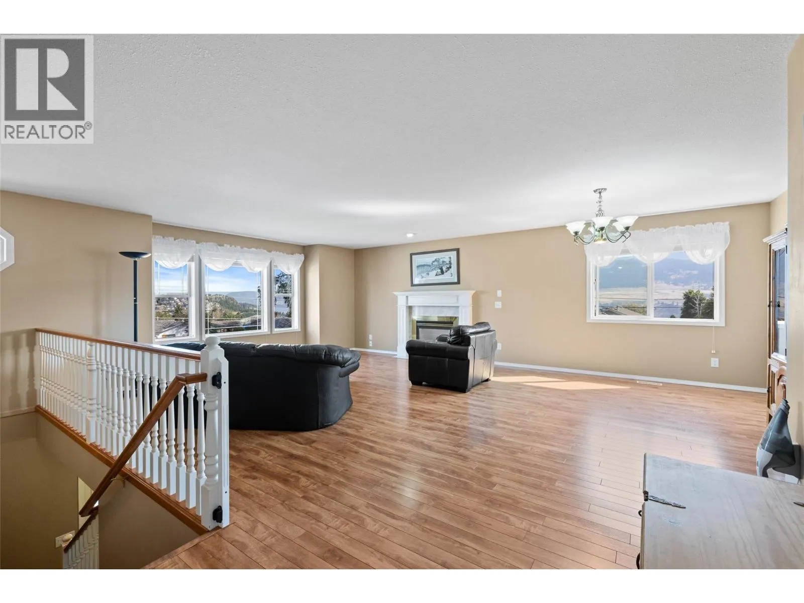 2171 Amundsen Road