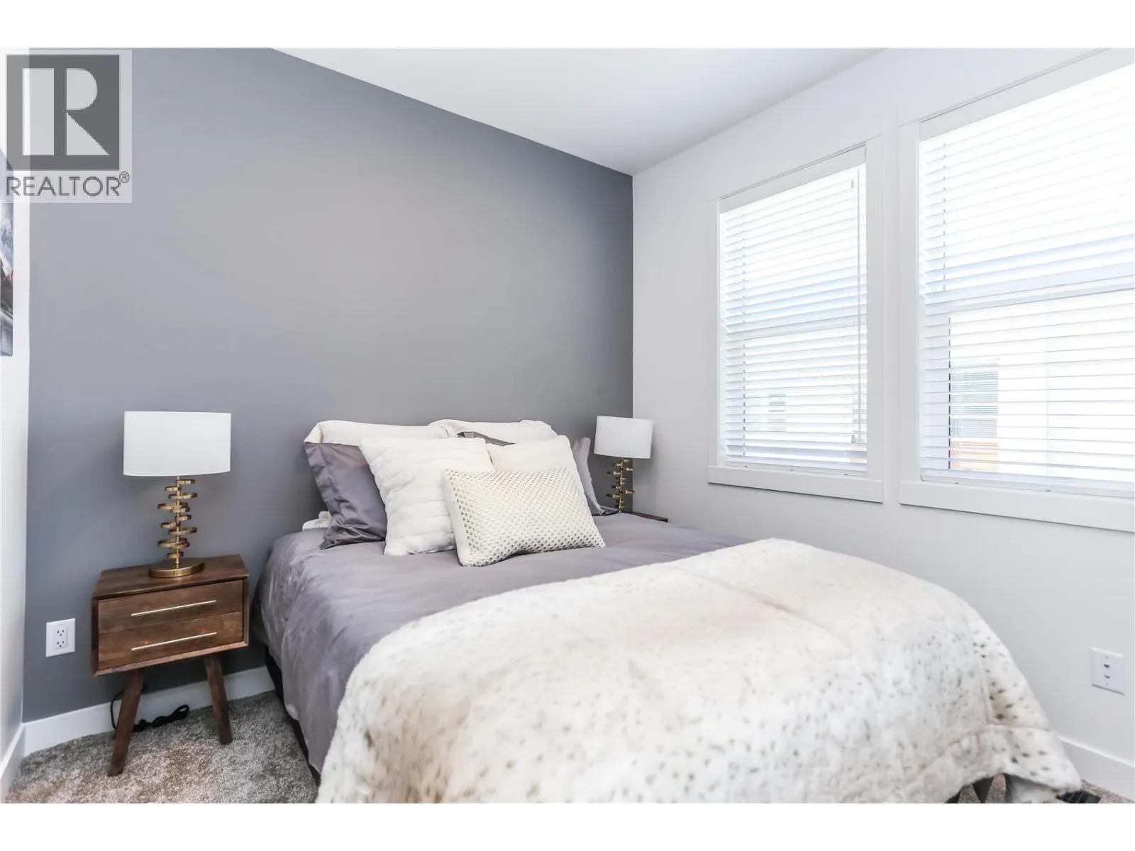 610 Academy Way Unit# 26