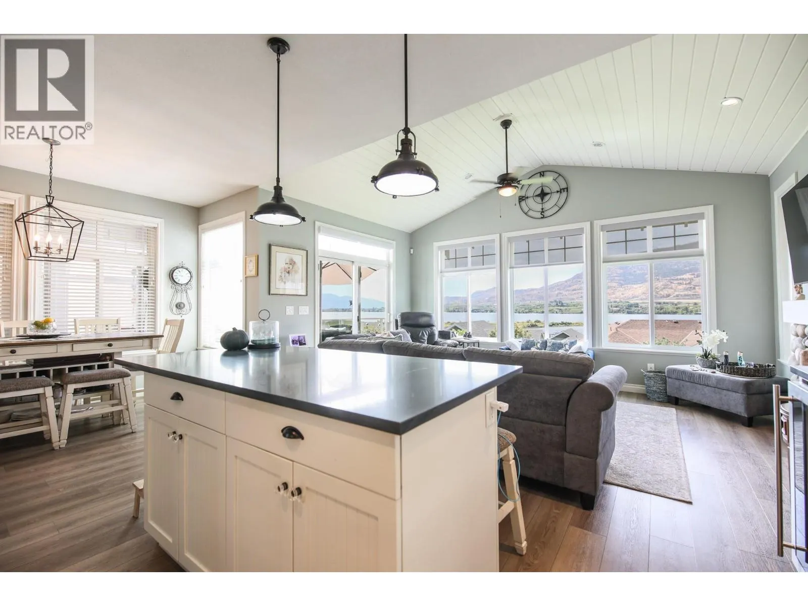 2450 Radio Tower Road Unit# 202