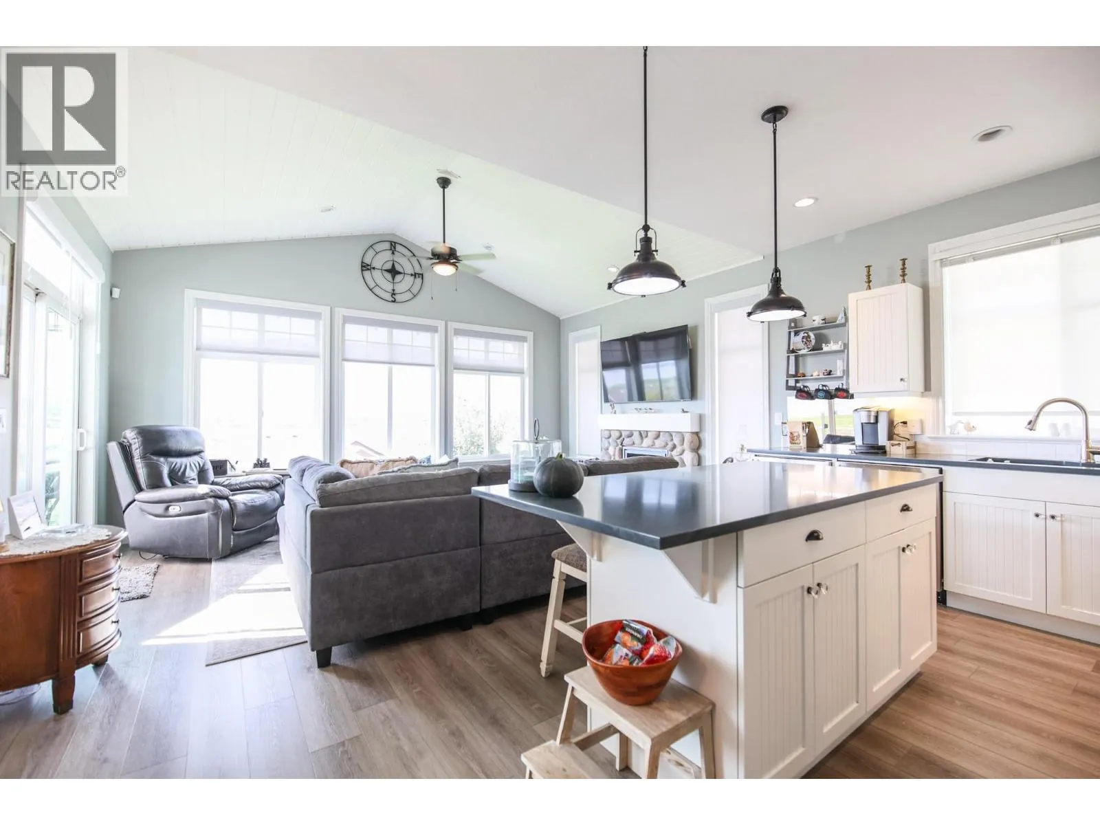 2450 Radio Tower Road Unit# 202