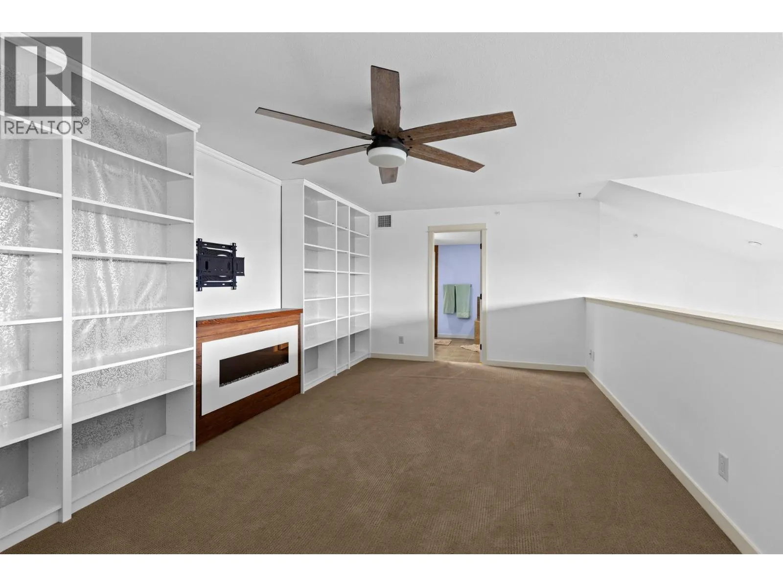 2142 Vasile Road Unit# 413