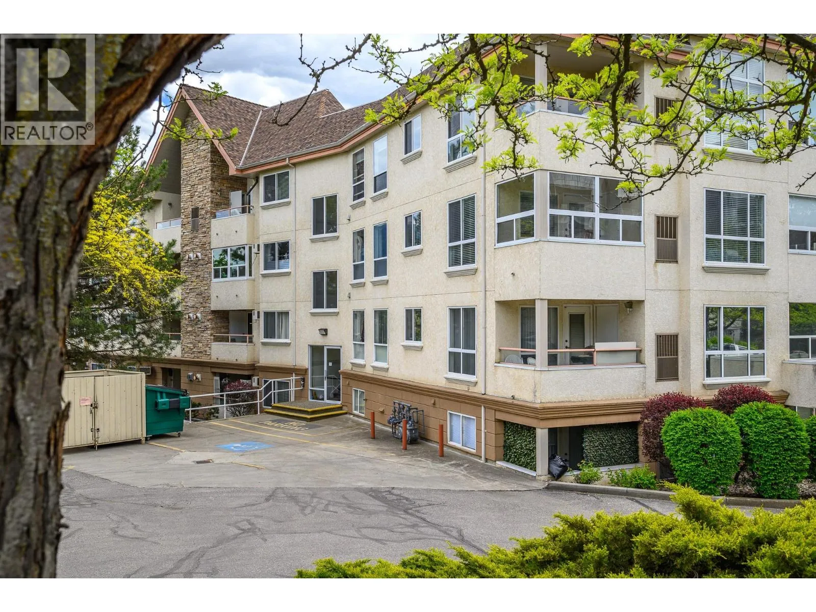 3301 Centennial Drive Unit# 401