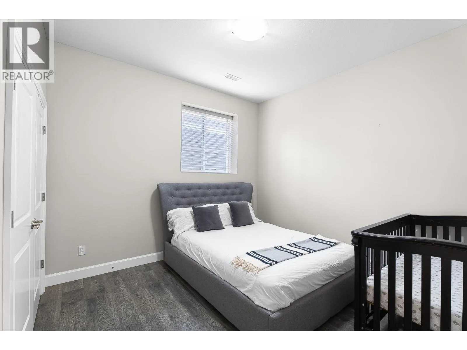 1425 DUNBAR Drive