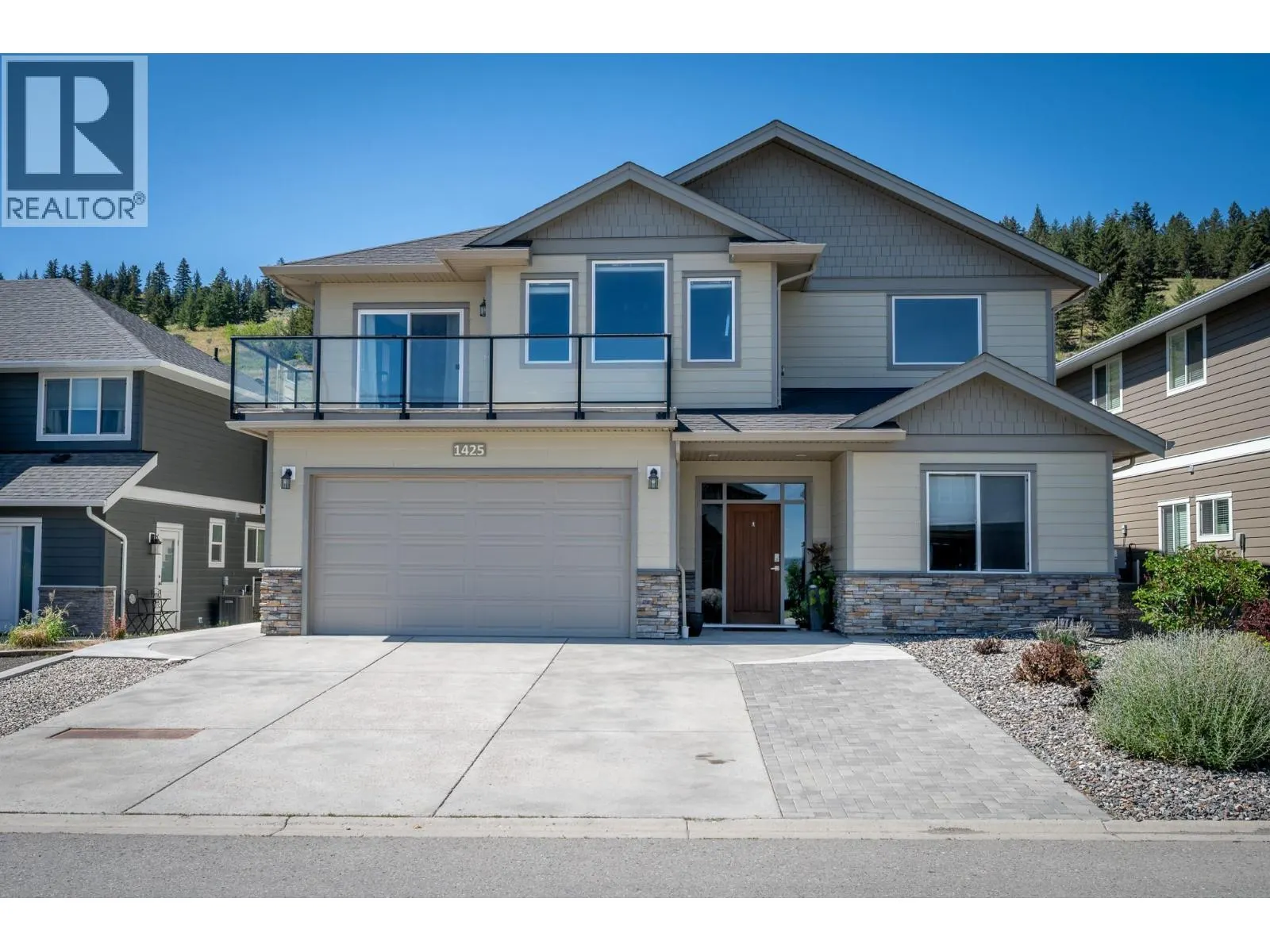 1425 DUNBAR Drive