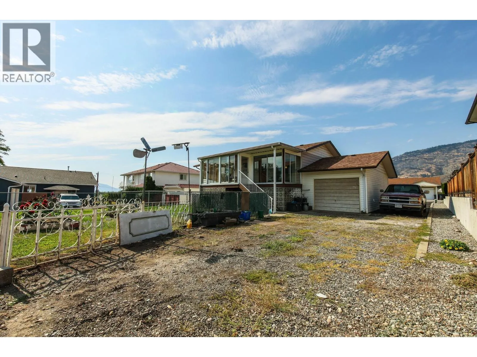 5 Mcintosh Court
