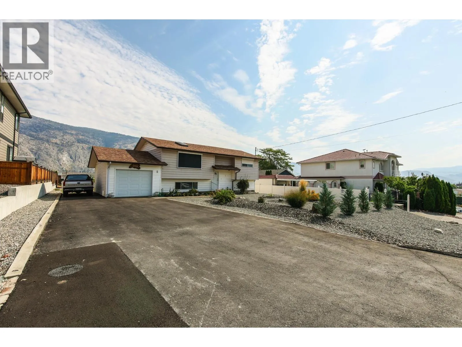 5 Mcintosh Court