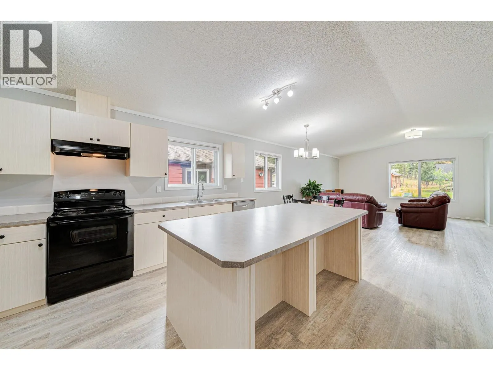 2066 GOLDEN EAGLE Drive