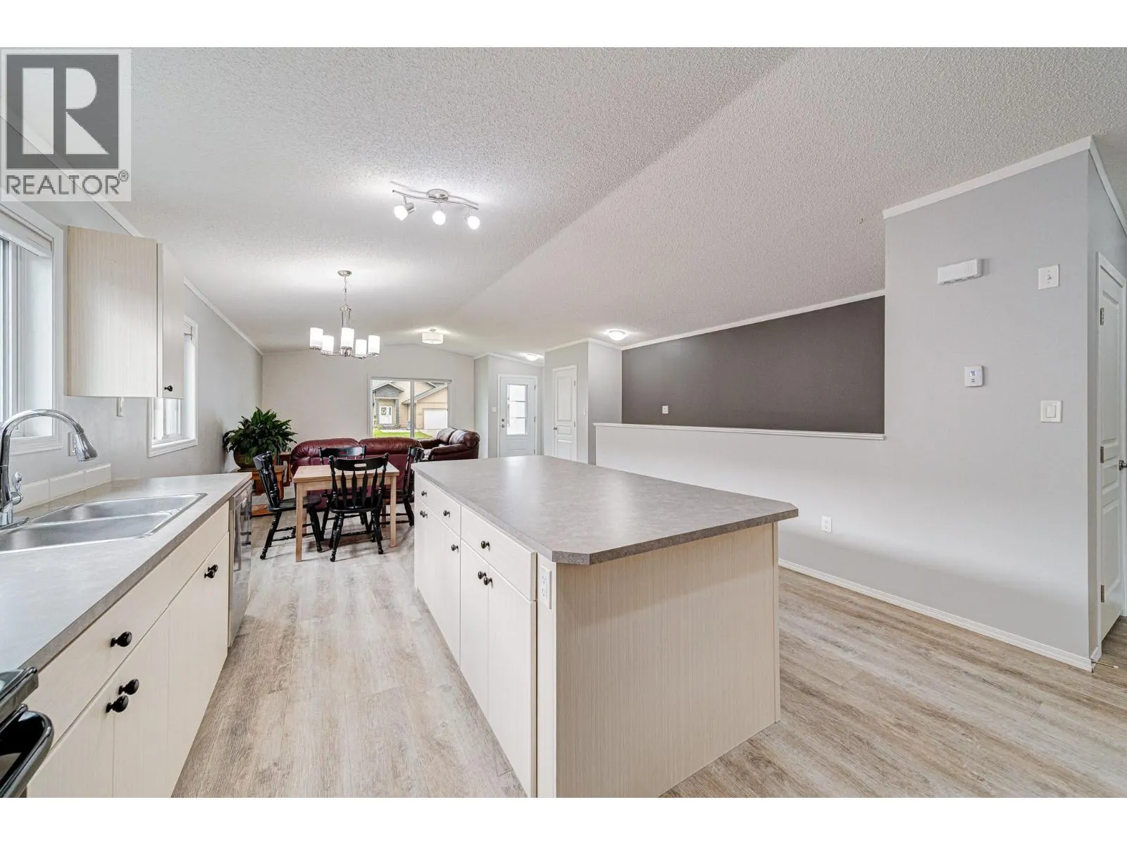 2066 GOLDEN EAGLE Drive