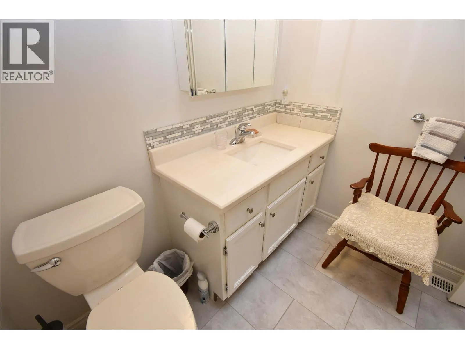 1001 30 Avenue Unit# 15