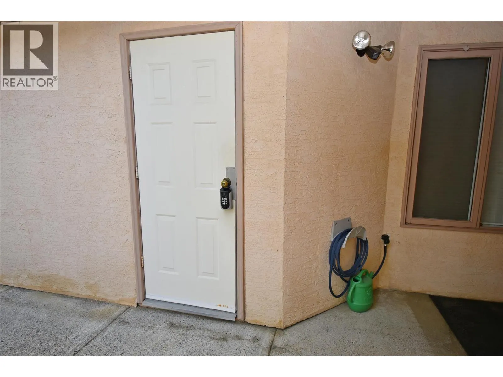 1001 30 Avenue Unit# 15