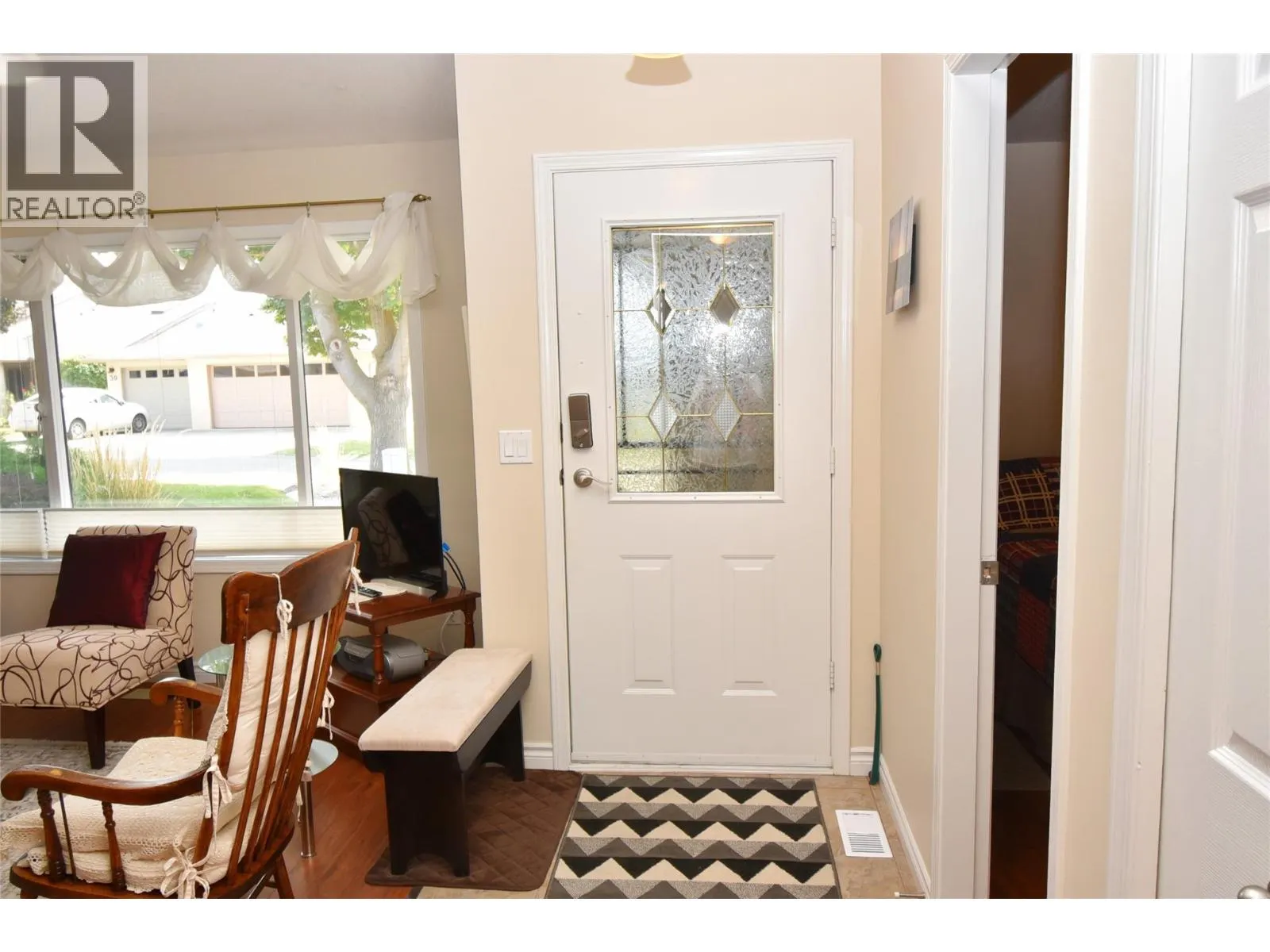 1001 30 Avenue Unit# 15
