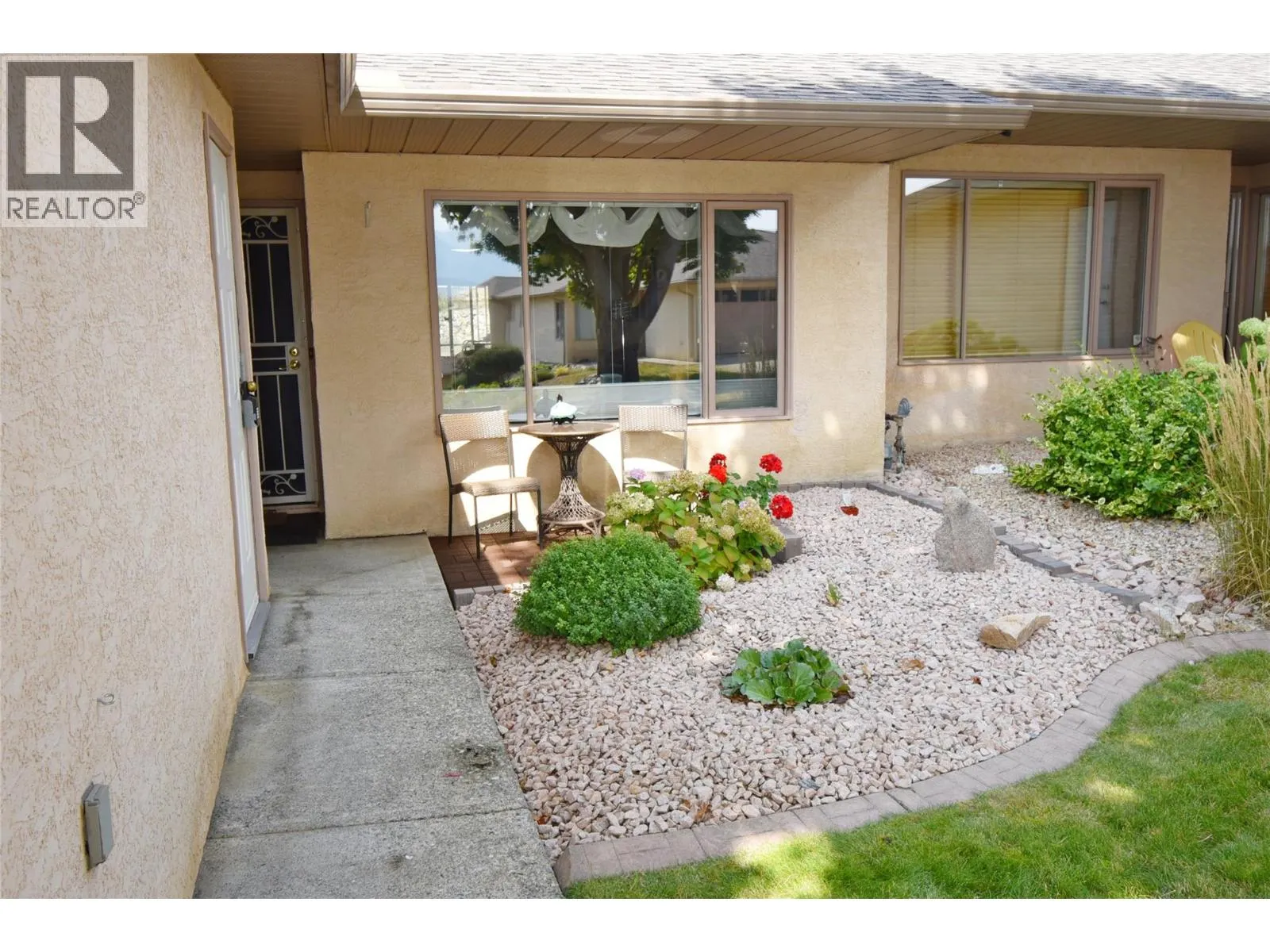 1001 30 Avenue Unit# 15