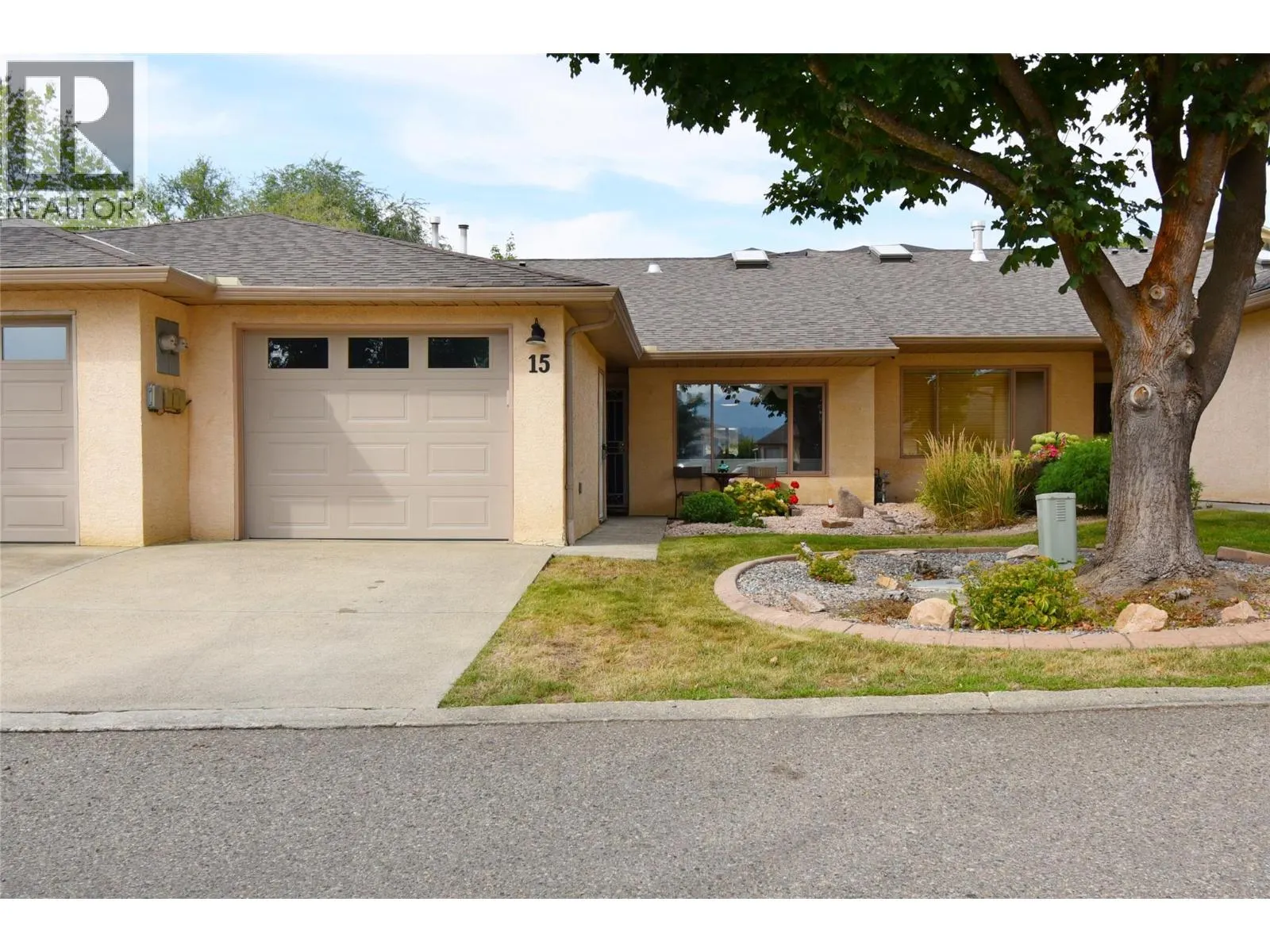 1001 30 Avenue Unit# 15