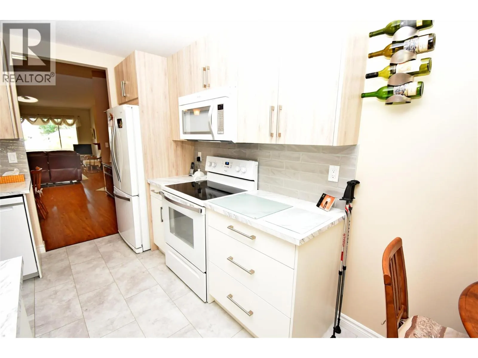 1001 30 Avenue Unit# 15