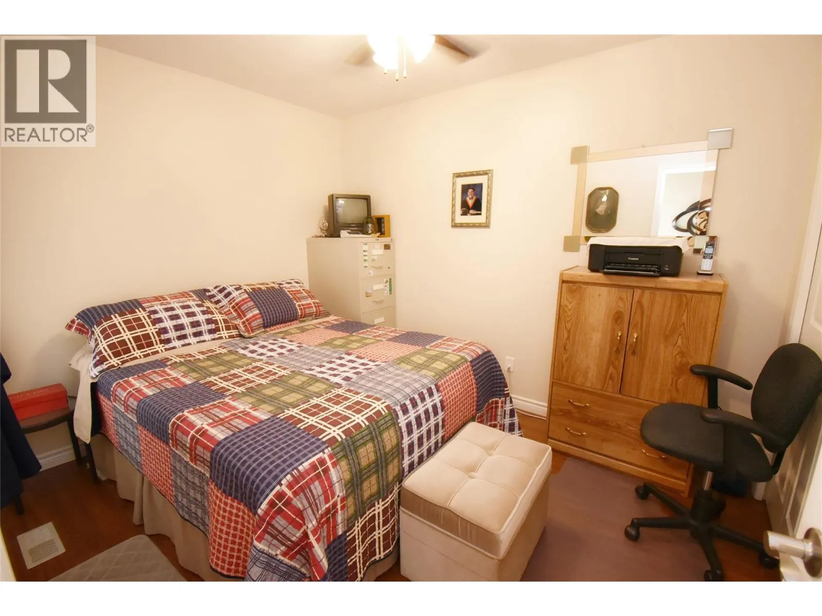 1001 30 Avenue Unit# 15