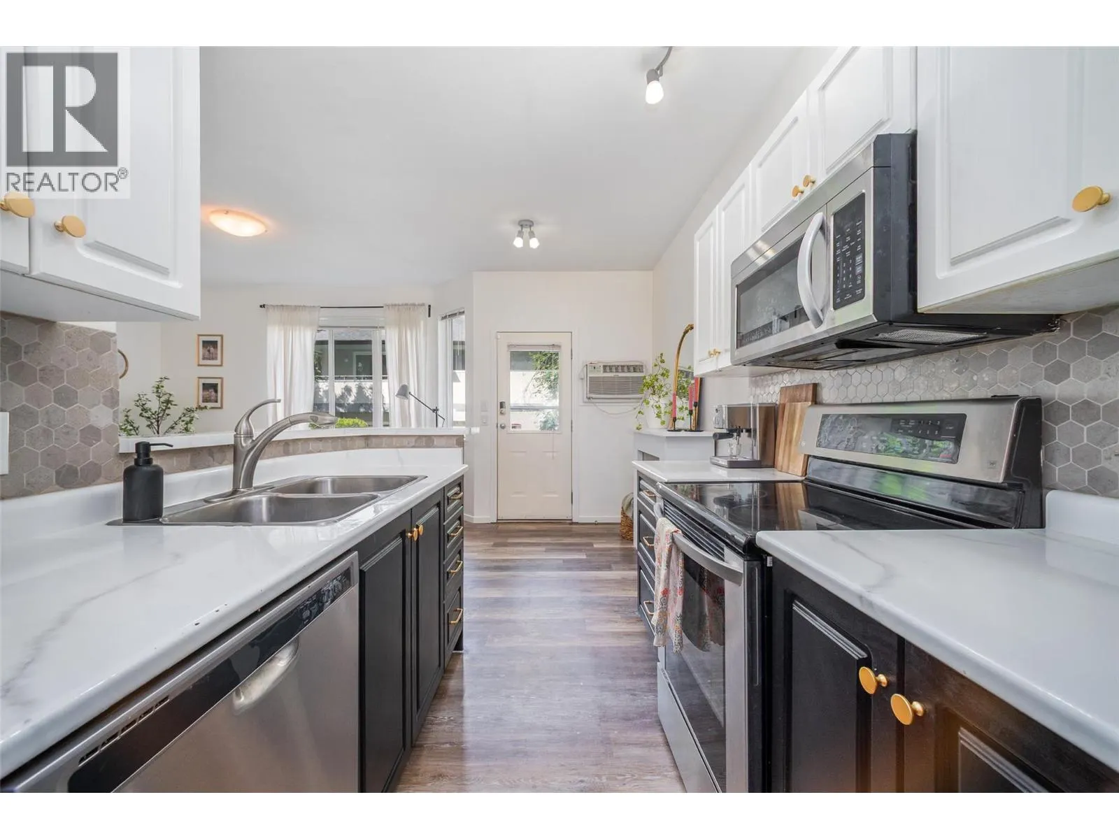 1420 Terai Road Unit# 102