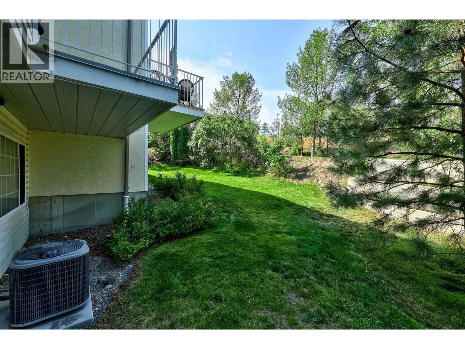 2020 ROBSON Place Unit# 25
