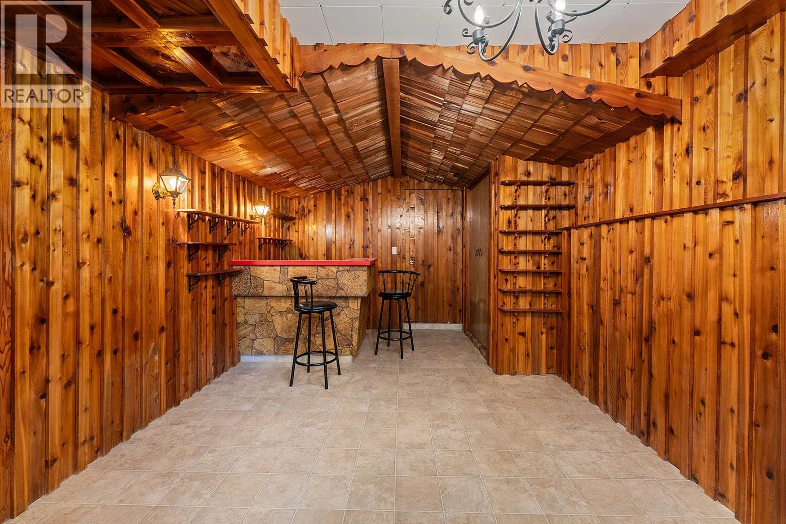 1175 Hillcrest Road