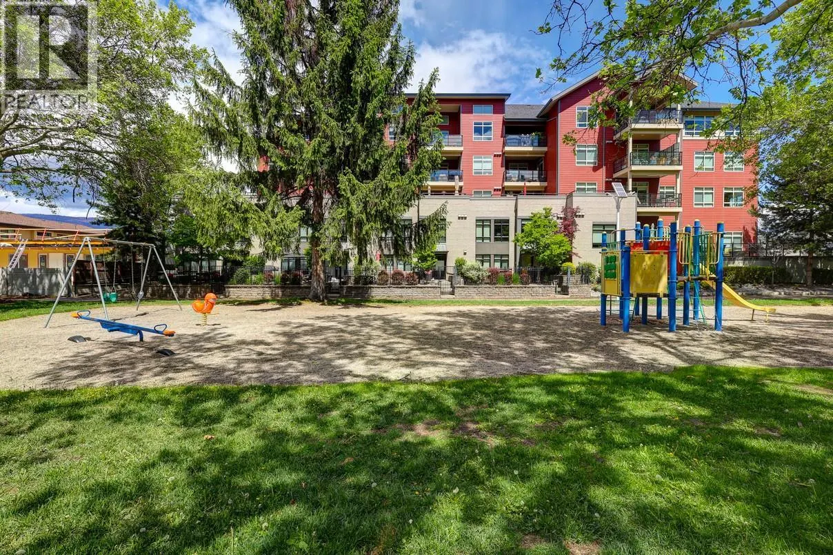 457 West Avenue Unit# 111