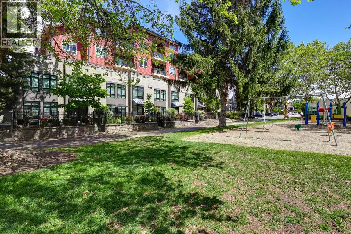 457 West Avenue Unit# 111