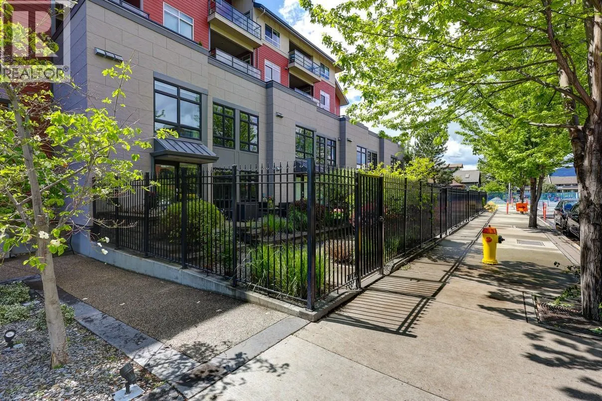 457 West Avenue Unit# 111