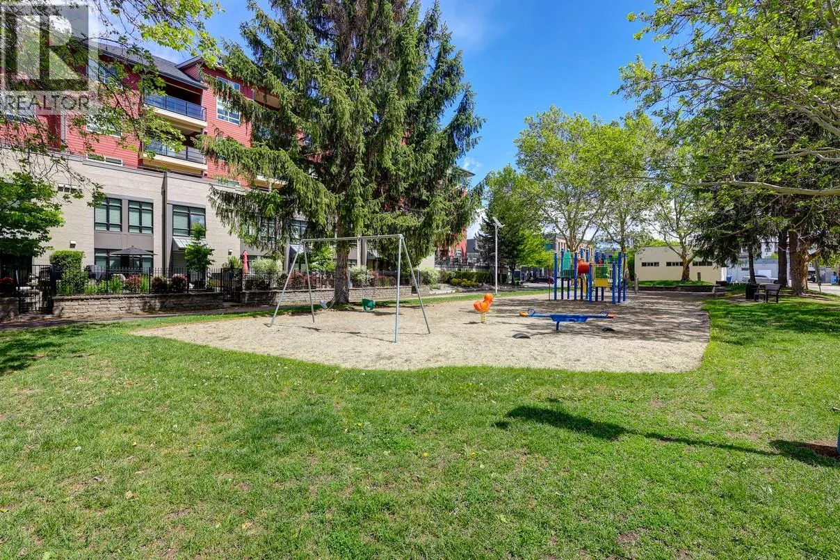 457 West Avenue Unit# 111