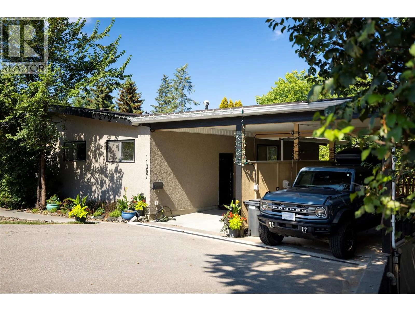 11307/11309 Coldstream Creek Road