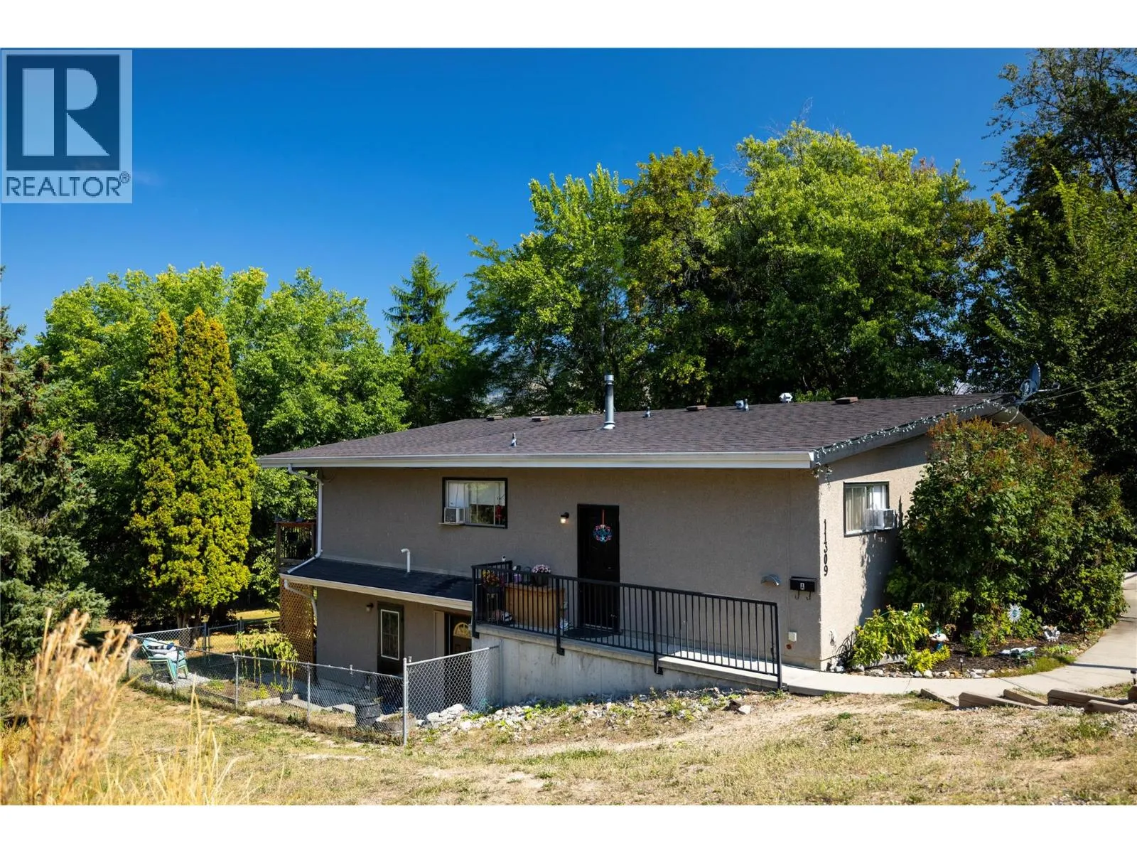 11307/11309 Coldstream Creek Road