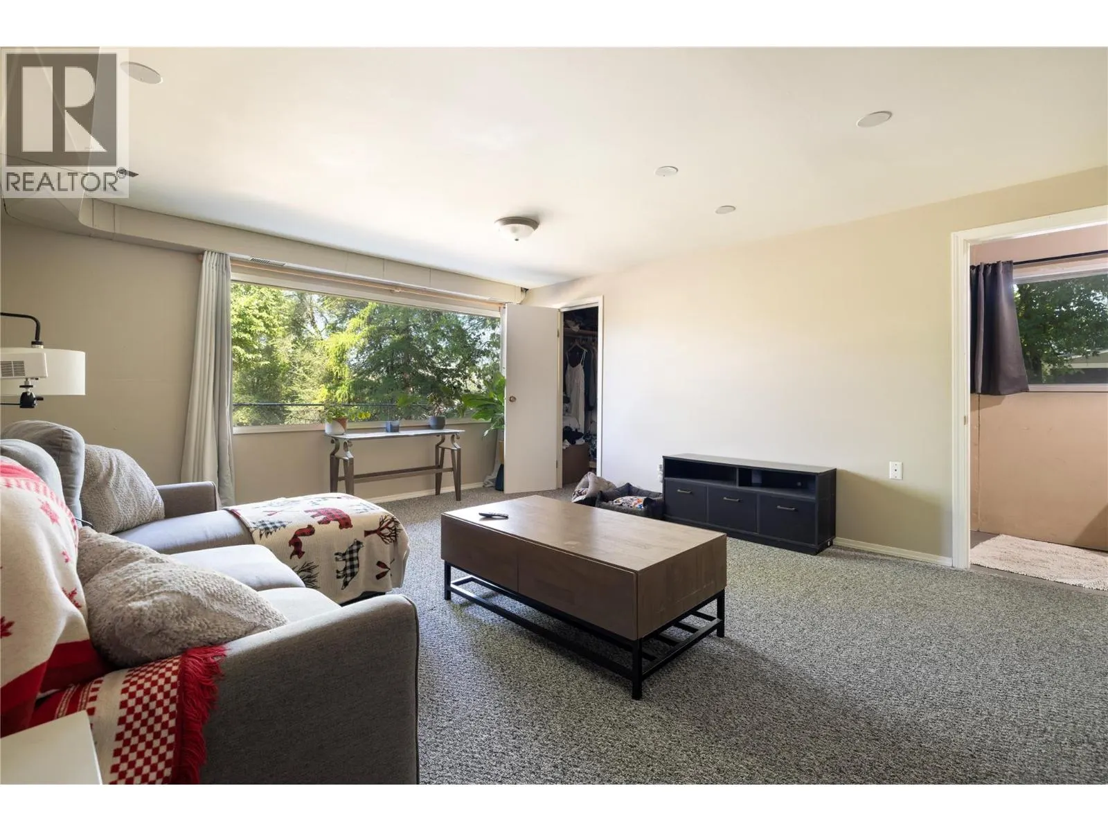 11307/11309 Coldstream Creek Road