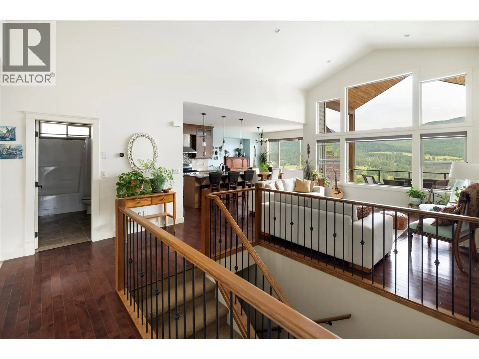7221 Silver Ridge Drive