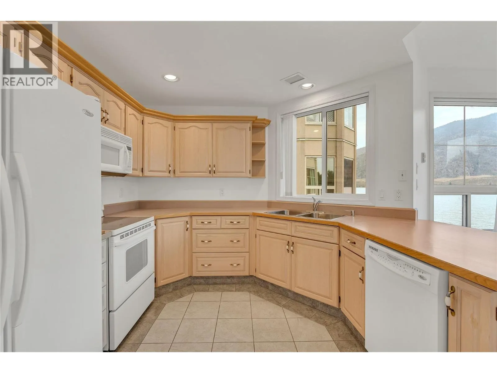 7803 Spartan Drive Unit# 308