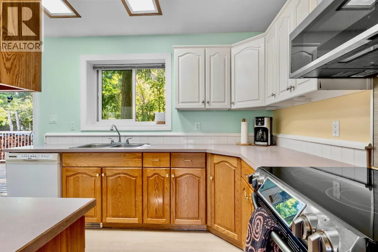 1260 Scotch Creek Wharf Road