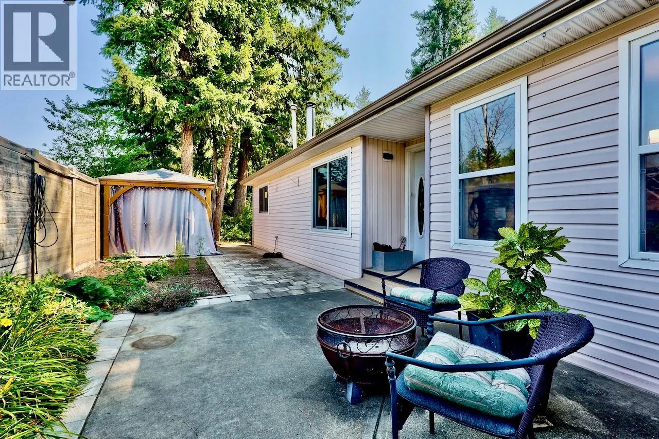 1260 Scotch Creek Wharf Road