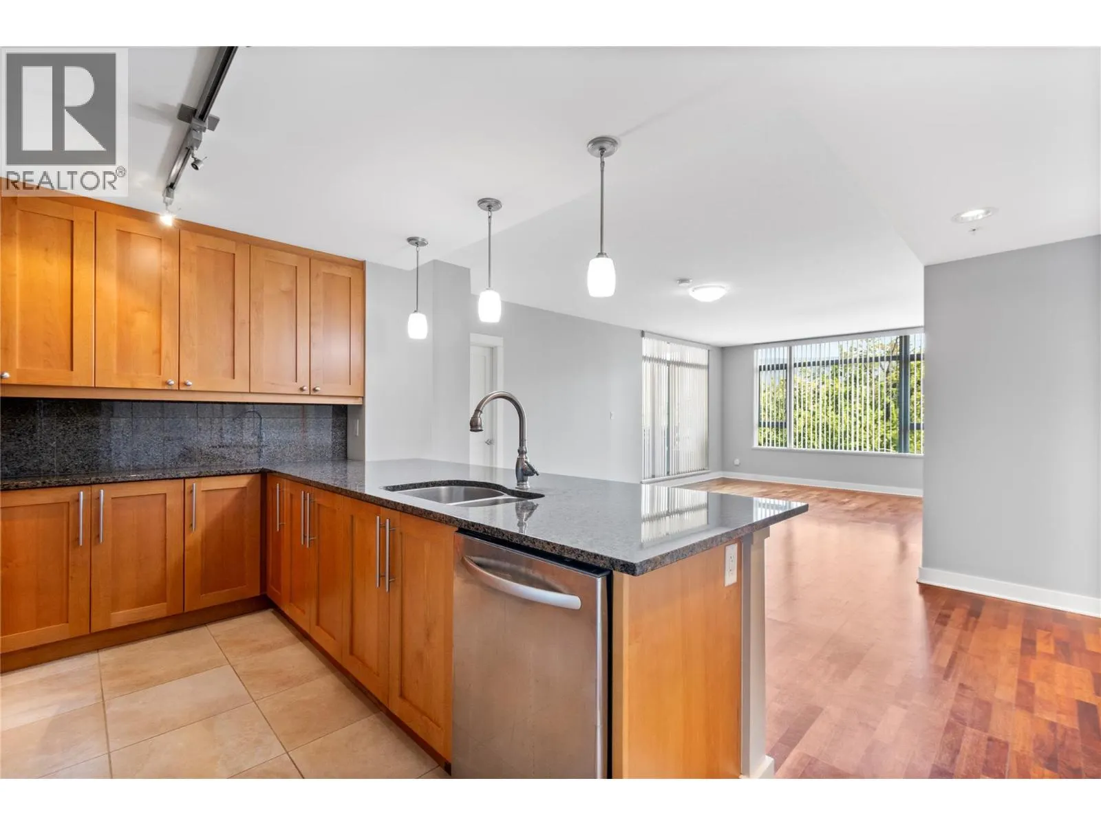 75 Martin Street Unit# 403