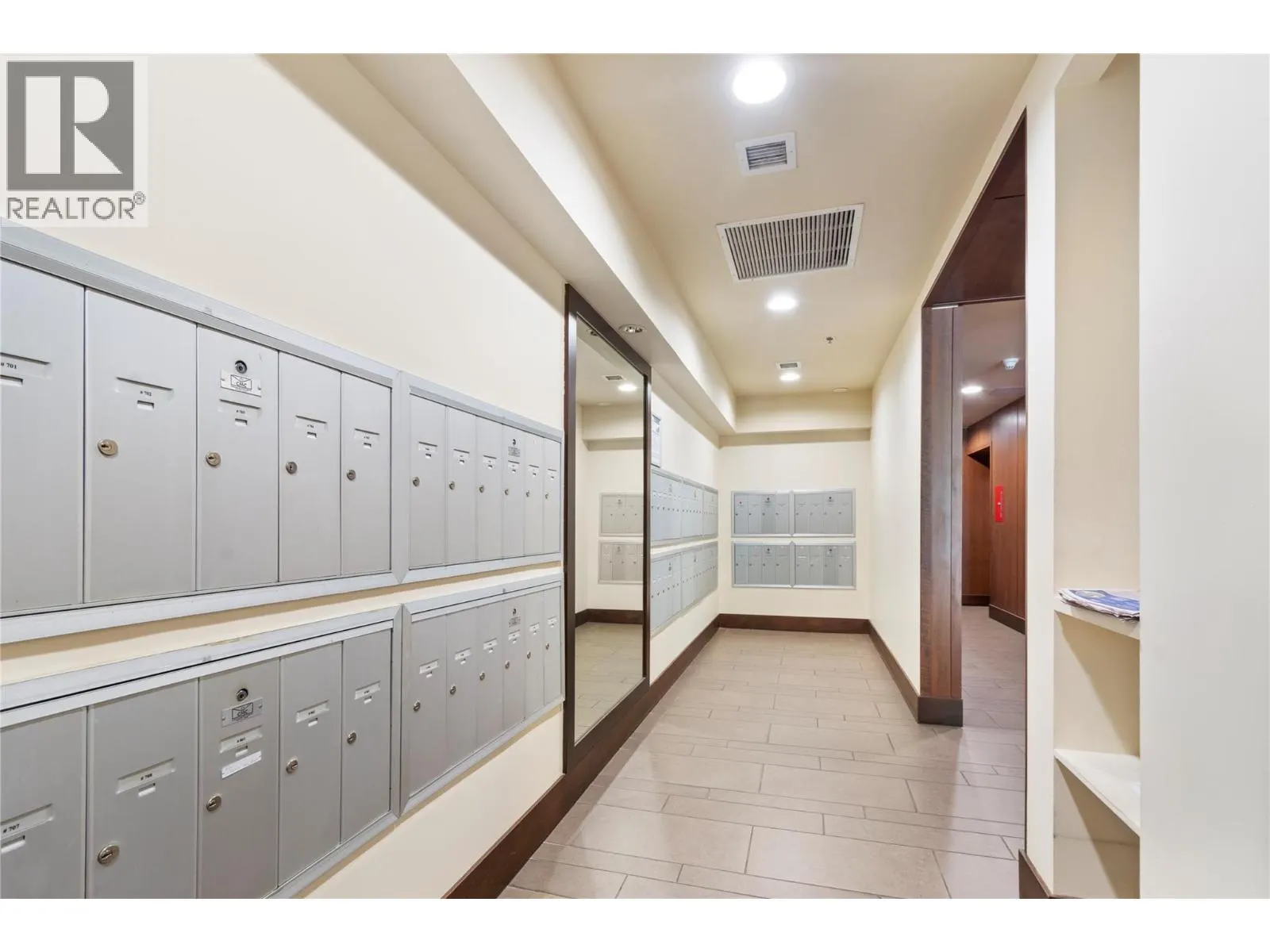 75 Martin Street Unit# 403