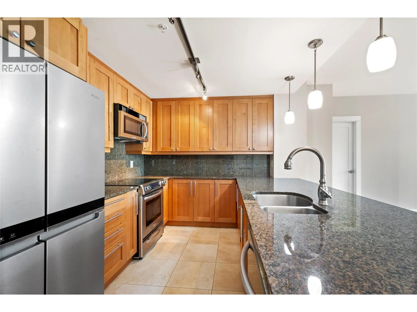 75 Martin Street Unit# 403