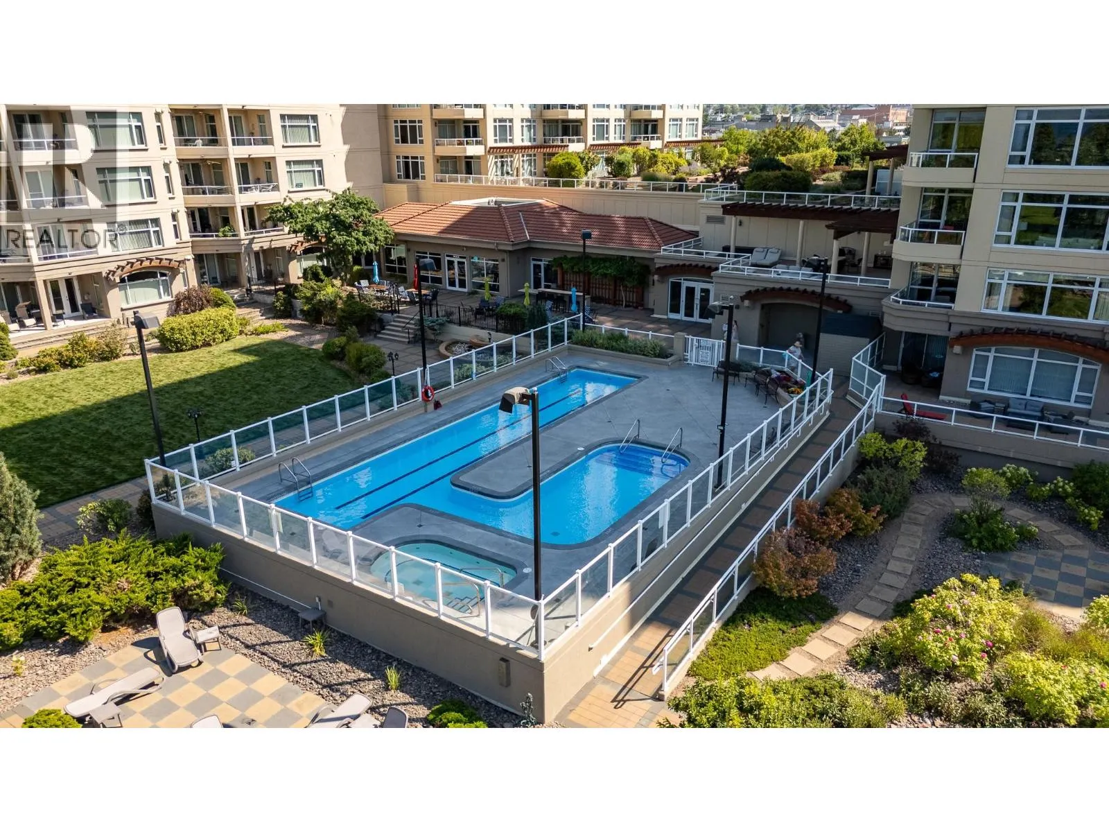 75 Martin Street Unit# 403
