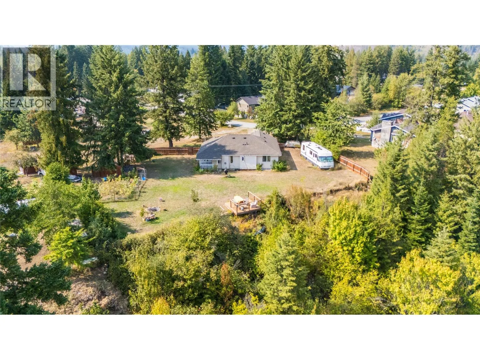 2706 JACKS Crescent