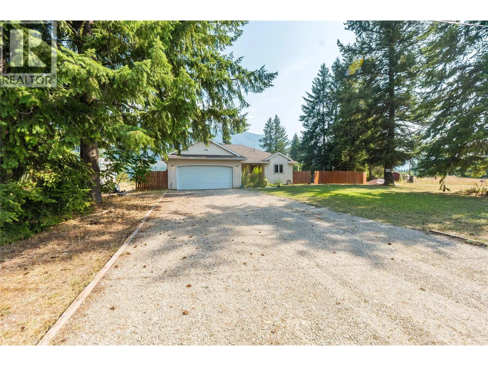 2706 JACKS Crescent