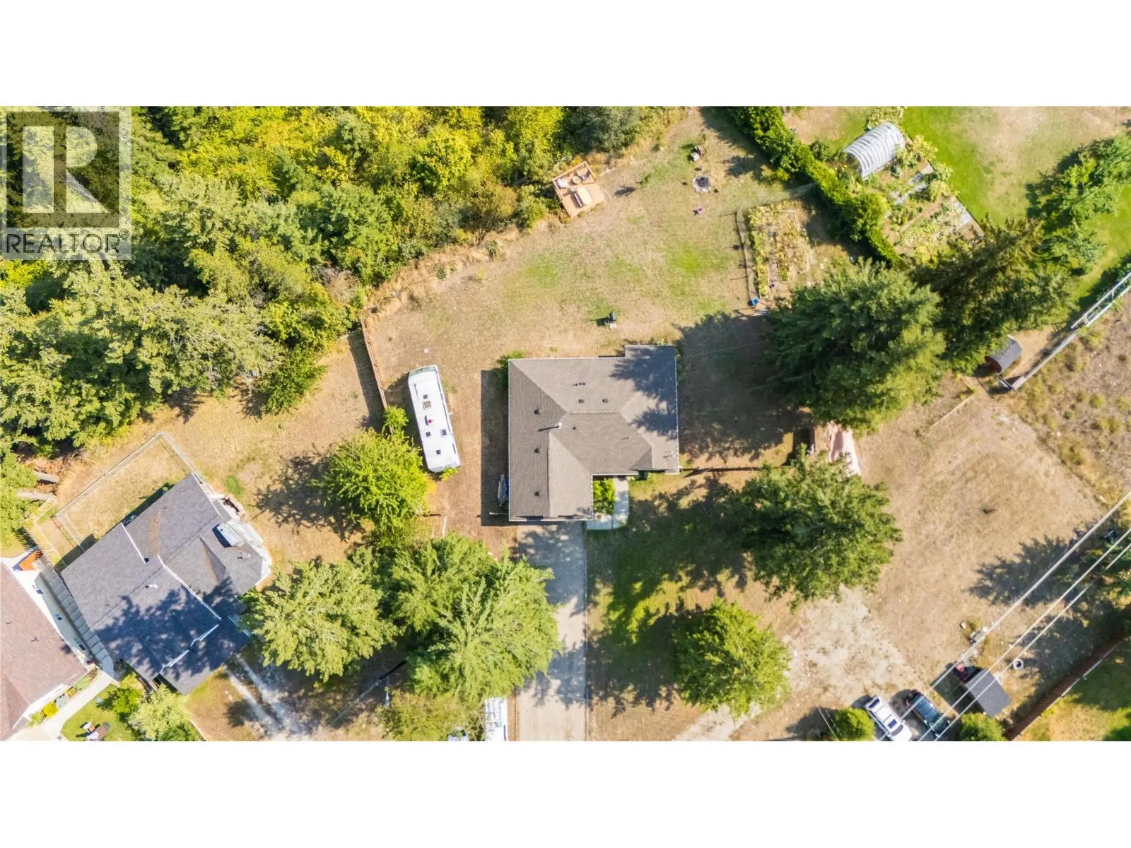 2706 JACKS Crescent