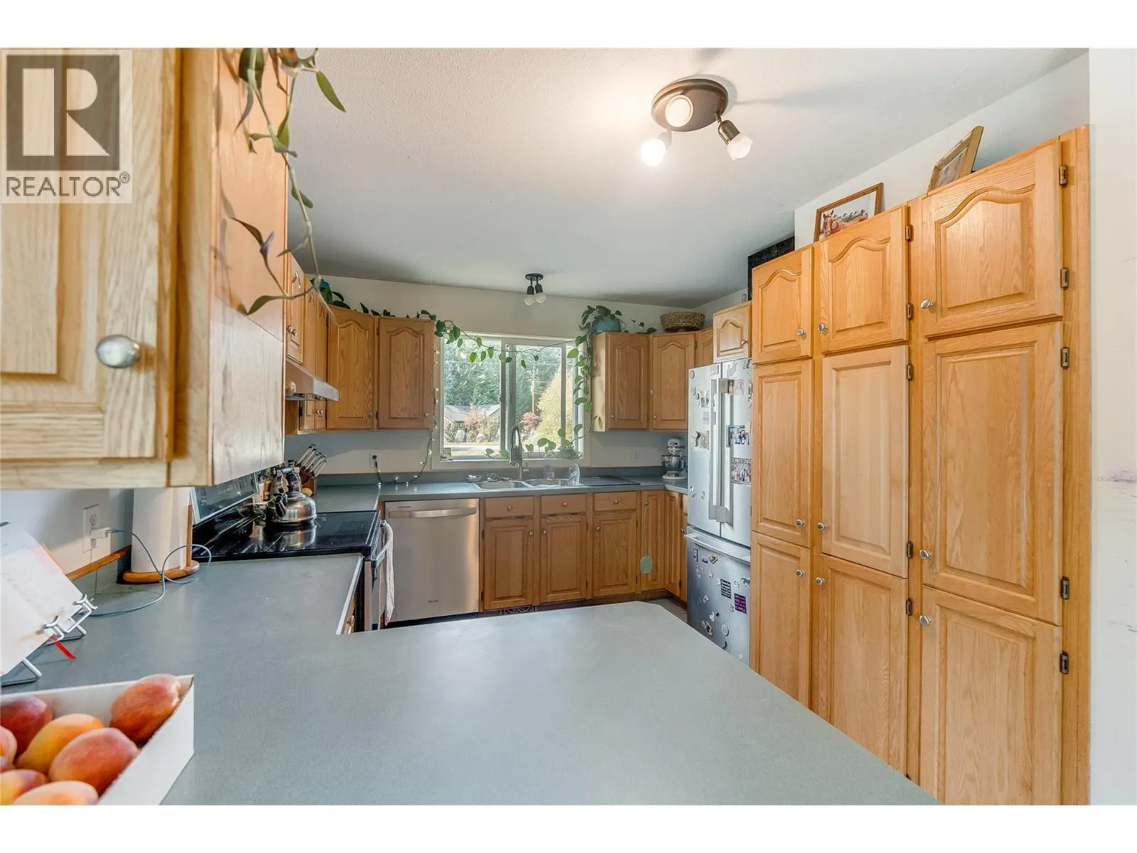 2706 JACKS Crescent
