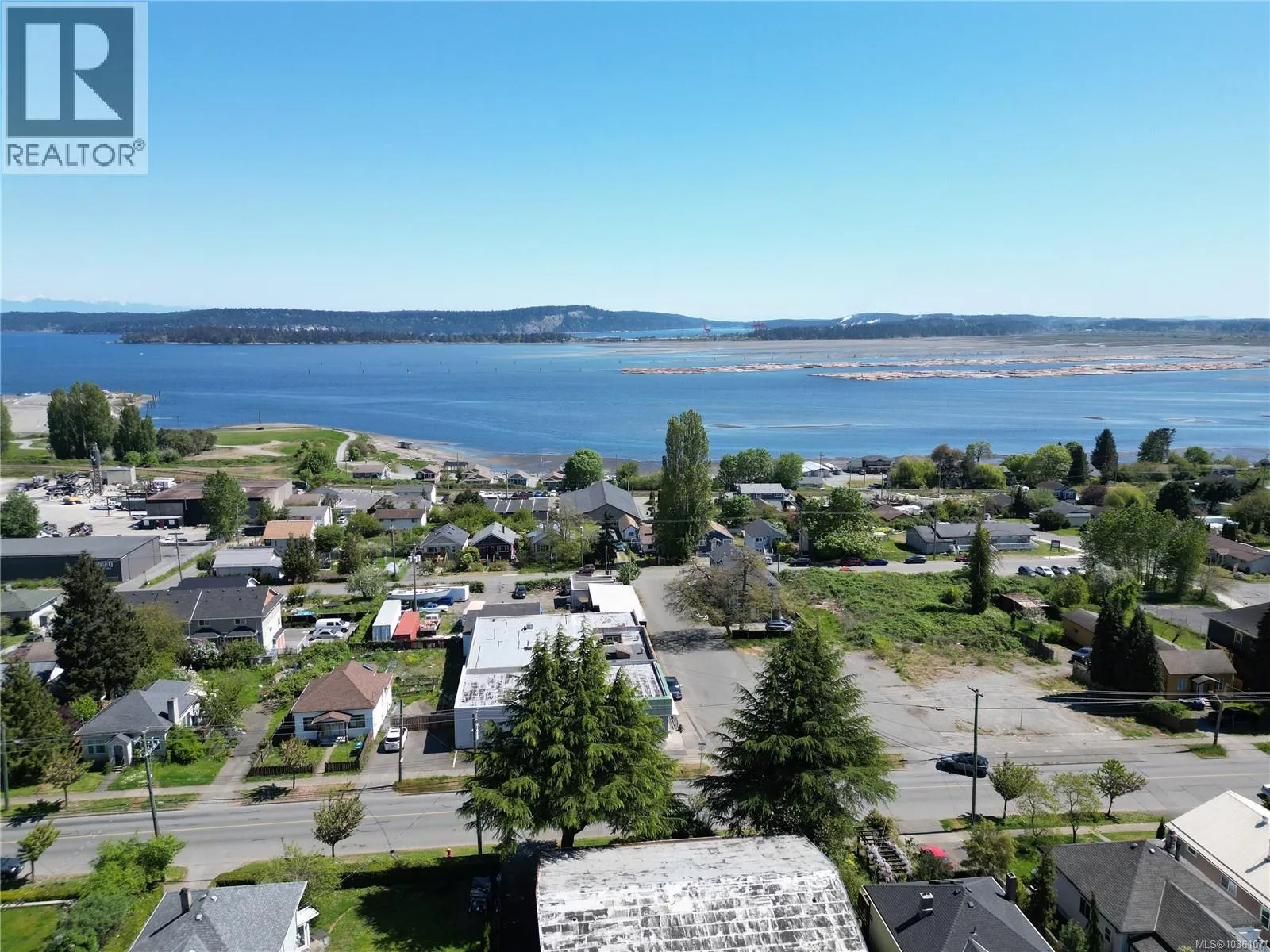 447,449&455 Nicol St