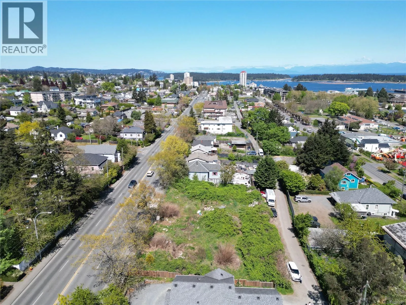 447,449&455 Nicol St