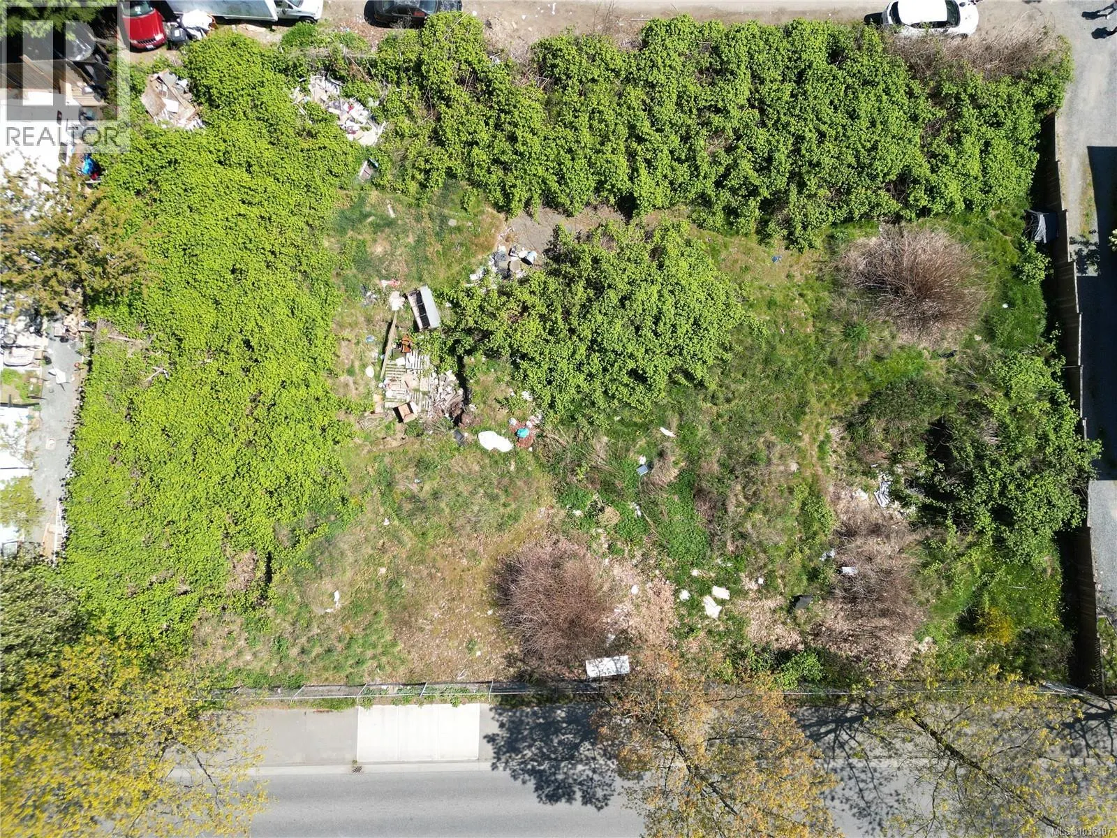447,449&455 Nicol St