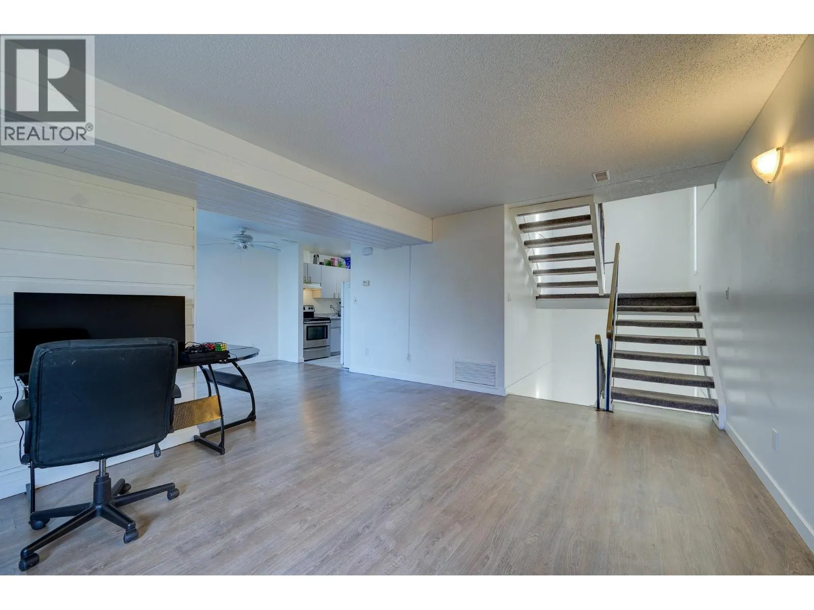 1435 Summit Drive Unit# 53