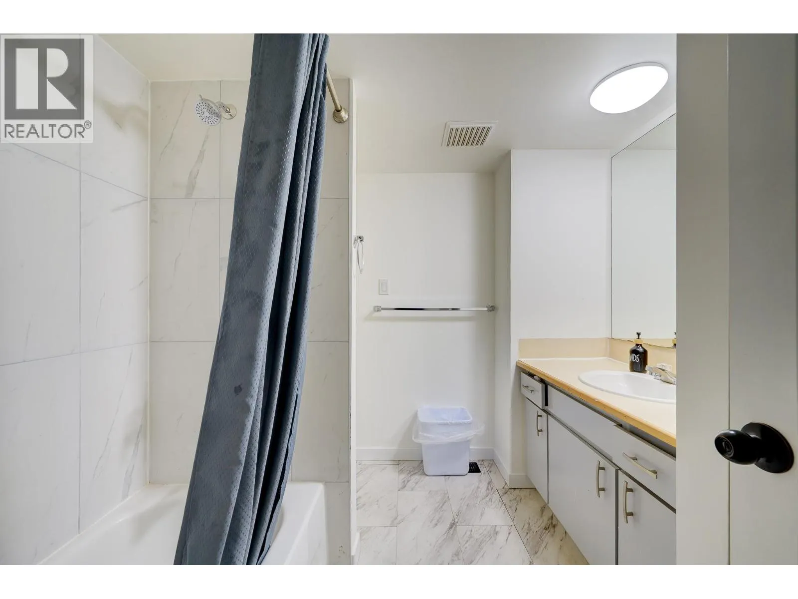 1435 Summit Drive Unit# 53